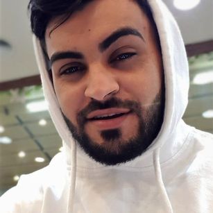 Model - dannybadboyme13 romanian