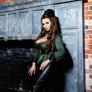 Model - MyPhoenix LUSH