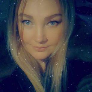 Model - Kristy bigtits