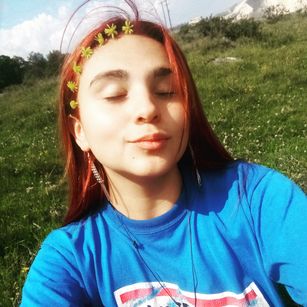 Model - Annie Rios teen