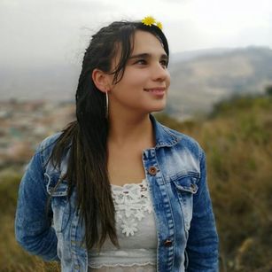 Model - Annie Rios squirt