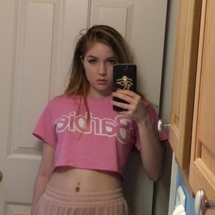 Model - Sweet Audrina blowjob