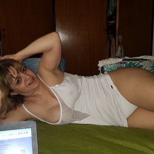 Model - Maria Tango trio