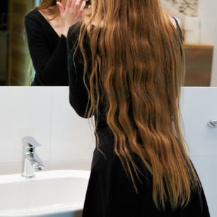 Model - Ariella Snow stockings