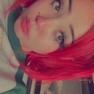 Model - Lily energetic