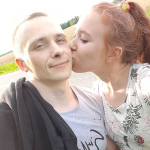 Model - AnikaAndFrank striptease