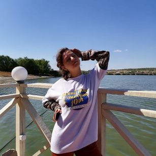 Model - Glamorous_Caramel dance