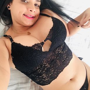 Model - Luna Santino cum