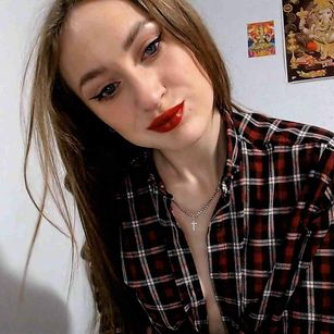 Model - JuicyKitty dp