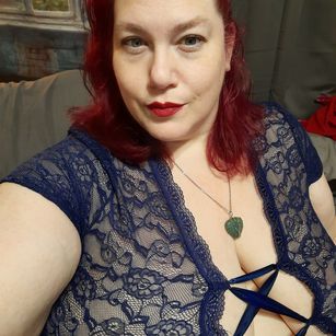 Model - MistressKalah bigboobs