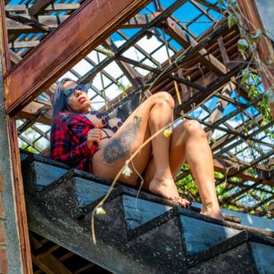 Model - khainaJohnson pretty