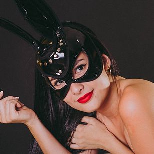 Model - Nathaly White dance