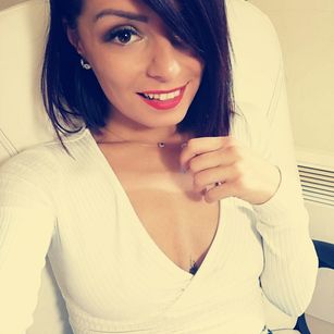 Model - Vivian Aniston Hot