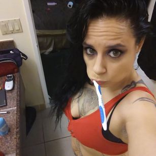 Model - Serra LaRoux 8