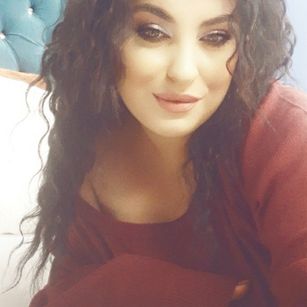 Model - MissMaze feet