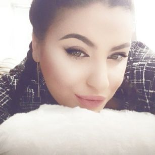 Model - MissMaze huge