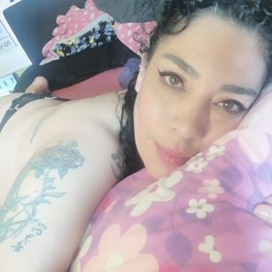 Model - CLAUXYWET BBW