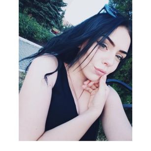 Model - Honey Bun ass