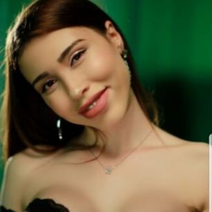 Model - IvyFerin pantyhose