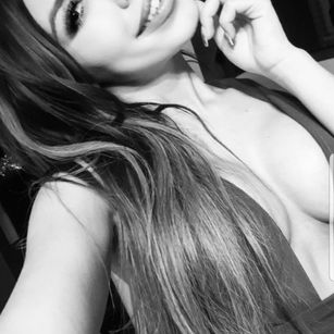 Model - IvyFerin classy