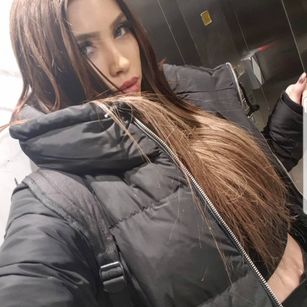 Model - IvyFerin classy