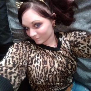 Model - Shannon Smokes anal