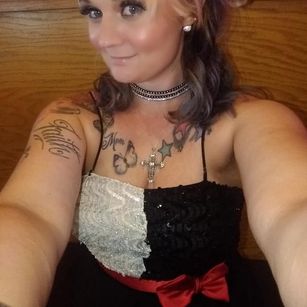 Model - Shannon Smokes tattoos