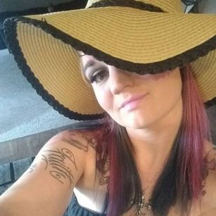 Model - Shannon Smokes taboo