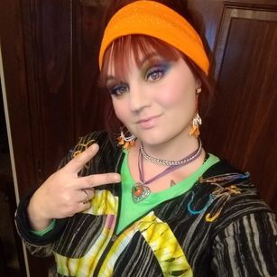 Model - Shannon Smokes taboo