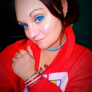 Model - Shannon Smokes curvy