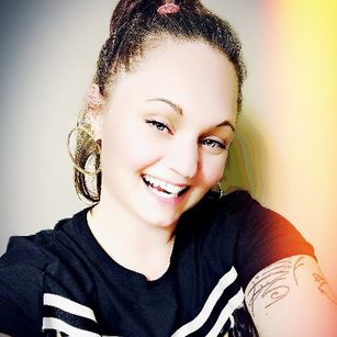 Model - Shannon Smokes tattoos