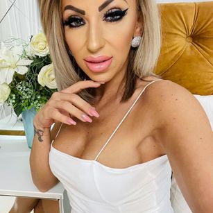 Model - Diana Smith roleplay