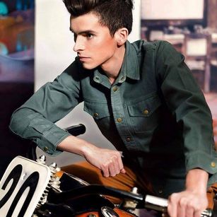 Model - lovetegui91 latin