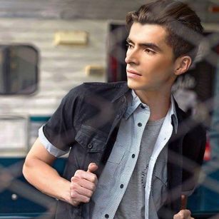 Model - lovetegui91 athletic