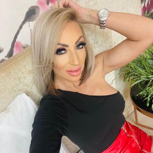 Model - Diana Smith roleplay