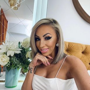 Model - Diana Smith roleplay