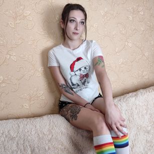 Model - Mary Rhoadres slim