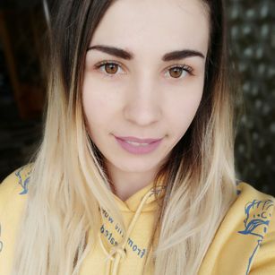 Model - CutieValeria sociable