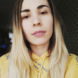 Model - CutieValeria sweet