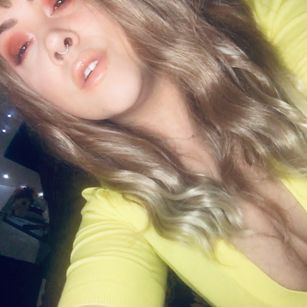 Model - xStellaBlue femdom