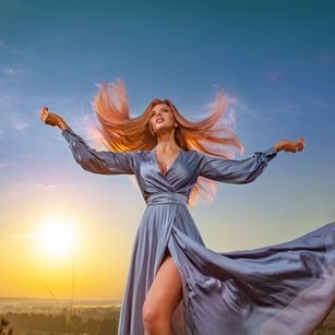 Model - KattieLyn heels