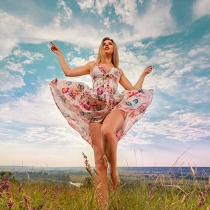 Model - KattieLyn bikini