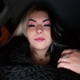 Model - Miss Kyra roleplay