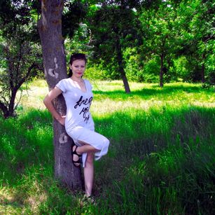 Model - Cherry Champagne 6