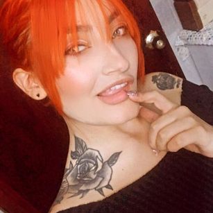 Model - Sofia Lujan squirt