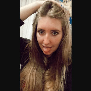 Model - CuteDevil sexy