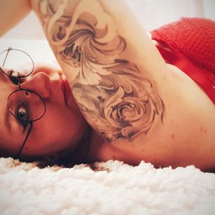 Model - Alysa-Jade deepthroat