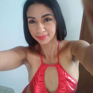 Model - Nicoll bigass