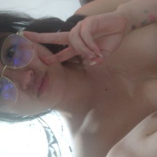 Model - Charlotte-XX18 latina