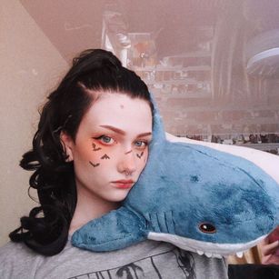 Model - Nizalia Shakirova TalkingDirty